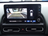 狭い道・見通しの悪い交差点・縦列駐車・車庫入れなども安心バックカメラシステム搭載です。運転時・駐車時の困った場面で心強い味方になってくれます。