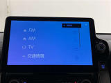 いまや必須装備「ナビゲーション」搭載!知らない場所にスイスイッとドライブ。もう、これなしではハンドルを握れませんね!でも運転中の操作は危険ですのでご注意ですね☆