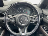 【ステアリングスイッチ】運転中、前方から目線をそらすことなく、オーディオ等の操作が可能な便利機能!安心&快適なドライブを演出してくれます♪