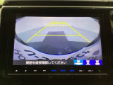 バックでの車庫入れも安心です! リアカメラが付いているバックモニター付のナビを装備しております。操作線もついており距離感も画面から確認できます。