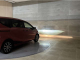 LEDヘッドランプです。十分な明るさを保ちつつも消費電力が少なく、バルブ寿命も長いのが特徴です。瞬時にMAXの光量を発揮するのもLEDならではです。