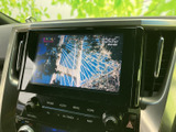 停車中に楽しめるTV機能。休憩時間などに、ニュースやエンターテイメントを楽しむことができます。快適な時間を過ごせます。