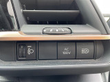 【 オートライト 】オートライトなのでライトの点け忘れを気にすることなく運転が出来ます♪//