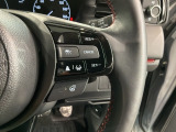 クルーズコントロールを装備しています。高速道路などで一定の速度で走ってくれるので運転が楽ですよ!速度を設定できますので、スピードの出しすぎにも注意できます。