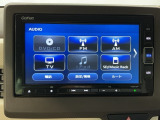 【メモリーナビ】目的地まで分かりやすく導いてくれます。初めての道でも地図が手元にある安心感が、ドライブの不安をそっと取り除いてくれます。