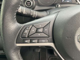 ステアリングスイッチです。ナビのオーディオコントロールが手元で行えます