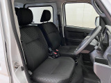 運転席広々