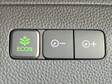 ECONスイッチです。クルマ全体の動きを低燃費モードにしてくれます♪