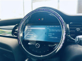 ◆LIBERALAは、輸入車選びの新たなスタイルを提案するインポート・セレクト・ブランドです。オーナー様となる方がクルマから直接感じる感性を第一にした、最良の一台との出会いをコーディネートいたします。