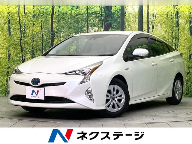 トヨタ プリウス 