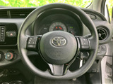 握りやすいステアリングで、正確な操作が可能です。運転の楽しさを感じられるとともに、快適なドライビングをサポートします。操作感も良好です。