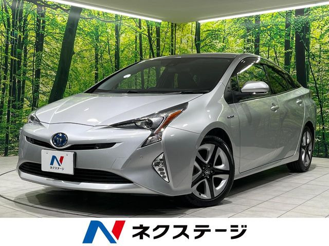 トヨタ プリウス 