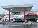 当店舗の周りには3店舗のホンダがございます。お間違えの無い様、ご来店ください。大きな屋根が目印です。