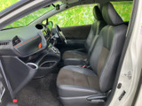 運転しやすい配置の操作系で、快適なドライブをサポート。広々とした空間で、リラックスした運転を楽しめます。使い込まれた室内も安心感があります。