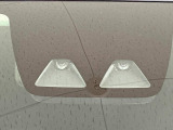 【スマートアシスト】走行中に前方の車両等を認識し、衝突しそうな時は警報とブレーキで衝突回避と被害軽減をアシスト。より安全にドライブをお楽しみいただけます。