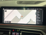 ●純正ナビ:一体感のあるナビは、高級感ある車内を演出してくれます。オーディオ機能も充実しておりますので、運転もより楽しめます♪