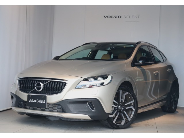 ボルボ V40クロスカントリー 