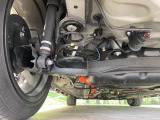 お車を安心してお乗りいただく為には、足回りの定期点検が欠かせません。サービスサポート(有償保証)では無料点検もご提供しており、安心のカーライフをお過ごしいただけるサポート体制が整っています。