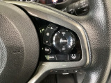【アダプティブ・クルーズ・コントロール】予め設定した車速内でクルマが自動的に加減速。 前走車との適切な車間距離を維持しながら追従走行し、高速道路でのドライバーの疲労を軽減してくれる嬉しい機能付♪