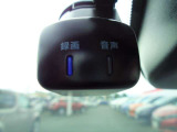 事故に遭遇してしまった時など、品質の高い映像と音声で運転の記録するドラレコ。ドライブの思い出を記録に残したい方や、ご自身のドライビングをチェックされたいお客さまにもおすすめです!!!!