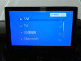 【Bluetooth機能付き】・・・ハンズフリー機能とスマートフォンにインストール済の音楽を聴くことができます。