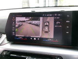 高画質の全周囲カメラが付いております。コーナーセンサーと併せてご利用いただくと駐車も楽々