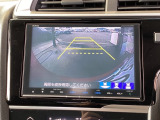 バックも安心のバックカメラ付いています。バックカメラがあると、いつでも安全にバックできますね。死角も減ります。