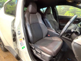 運転席シート廻りは使用感も少なく、良好な状態となっています。丁寧に使われていたことがよくわかりますね。