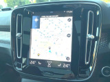 【9インチタッチスクリーン純正HDDナビ】「Apple Car Play」「Android Auto」対応のボルボ先進ナビゲーション「SENSUS」。最新地図データへ無料更新してお渡しします。