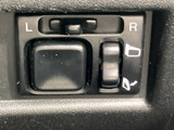 視認性の高いメーター類が、運転に必要な情報を的確に伝えます。運転に集中できる環境をサポートします。