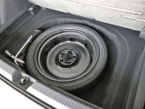スペアタイヤを装備