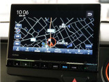 純正9インチプレミアムインターナビ(LXU-247NBi)&バックカメラが装備されているので、普段の使い勝手もロングドライブも快適です。