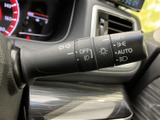 操作しやすいウインカーレバーは、確実な合図を出すことができます。安全運転に欠かせない機能を、直感的に操作できます。