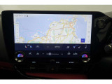 人を中心にした空間を考え抜く。レクサスのインテリアにおける基本になっているのは、人の気持ちを先取りするような技術や配置が織り込まれた空間デザイン。是非お楽しみください。