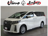 トヨタが培った高級車のための先端技術を惜しみなく注いだ大空間高級サルーン、それがアルファードです。