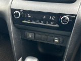 【 オートエアコン 】車内温度を感知して自動で温度調整をしてくれるのでいつでも快適な車内空間を創り上げます!//