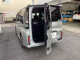 わくわくゲート付き! 狭い場所での荷物の出し入れが便利♪