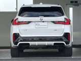 テールライトはフルLEDテクノロジーを採用!リヤ・ビューを一層シャープなものにし、ターン・インジケーターが組み込まれ、立体的な造形を成すレッド・エリアが、リア・エンドの存在感をさらに大きくさせています!