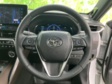 バックモニター付きで、狭い場所でも安全に駐車できます。周囲の状況を的確に把握し、スムーズな運転をサポートします。運転に自信がない方にもおすすめ。