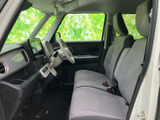 運転席からの視界は良好で、操作性にも優れています。快適なドライブを楽しめます。