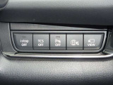 【パーキングセンサー】障害物などが車両に近づいた際に、音と画面表示にてお知らせしてくれます。警告音も段階的に鳴ってくれるので、どのくらいの近さなのか感覚的に察知することが出来ます♪