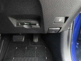 ETC!料金所も止まる事無くスイスイです!窓を開ける必要も無いので雨や花粉、排気ガスの浸入もありません!今や必需品ですネ!