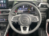 【純正革巻きステアリング】上質な革を使用することで、手にしっかり馴染みとても運転しやすいハンドルです♪