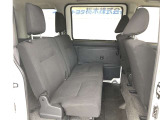 2名乗車可能な後席シートも備えております!普段から後席シートを利用しないときは格納して荷室空間を確保することも可能です!