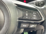 【スマートブレーキサポート】走行中に前方の車両等を認識し、衝突しそうな時は警報とブレーキで衝突回避と被害軽減をアシスト。より安全にドライブをお楽しみいただけます。