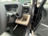 運転席側のドリンクホルダー