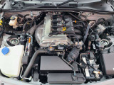 ロードスターRFのために専用設計されたSKYACTIV-G 2.0は、ソフトトップ車の「使い切る喜び」とは違い余裕をもった走行を可能にした「余す喜び」をテーマにしております。
