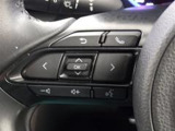 ステアリングスイッチ装備!運転しながら手元でオーディオの操作などができます。