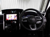 運転席に座ると☆こんな感じです♪