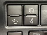 見やすいメーターで、運転に必要な情報を確認できます。直感的な操作で、運転に集中できます。快適なドライブをサポートします。